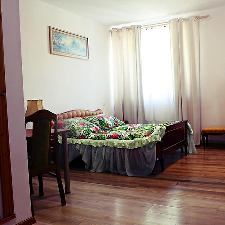ורוצלב Hotel Dworek מראה חיצוני תמונה