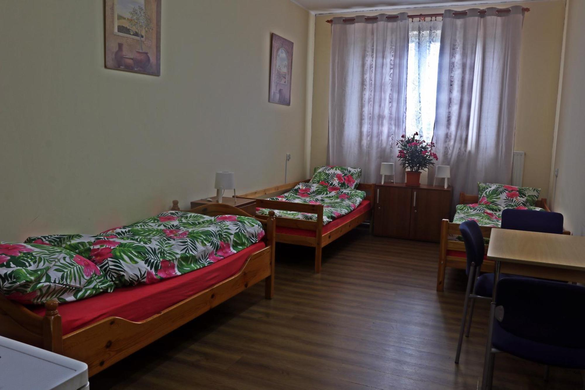 ורוצלב Hotel Dworek מראה חיצוני תמונה